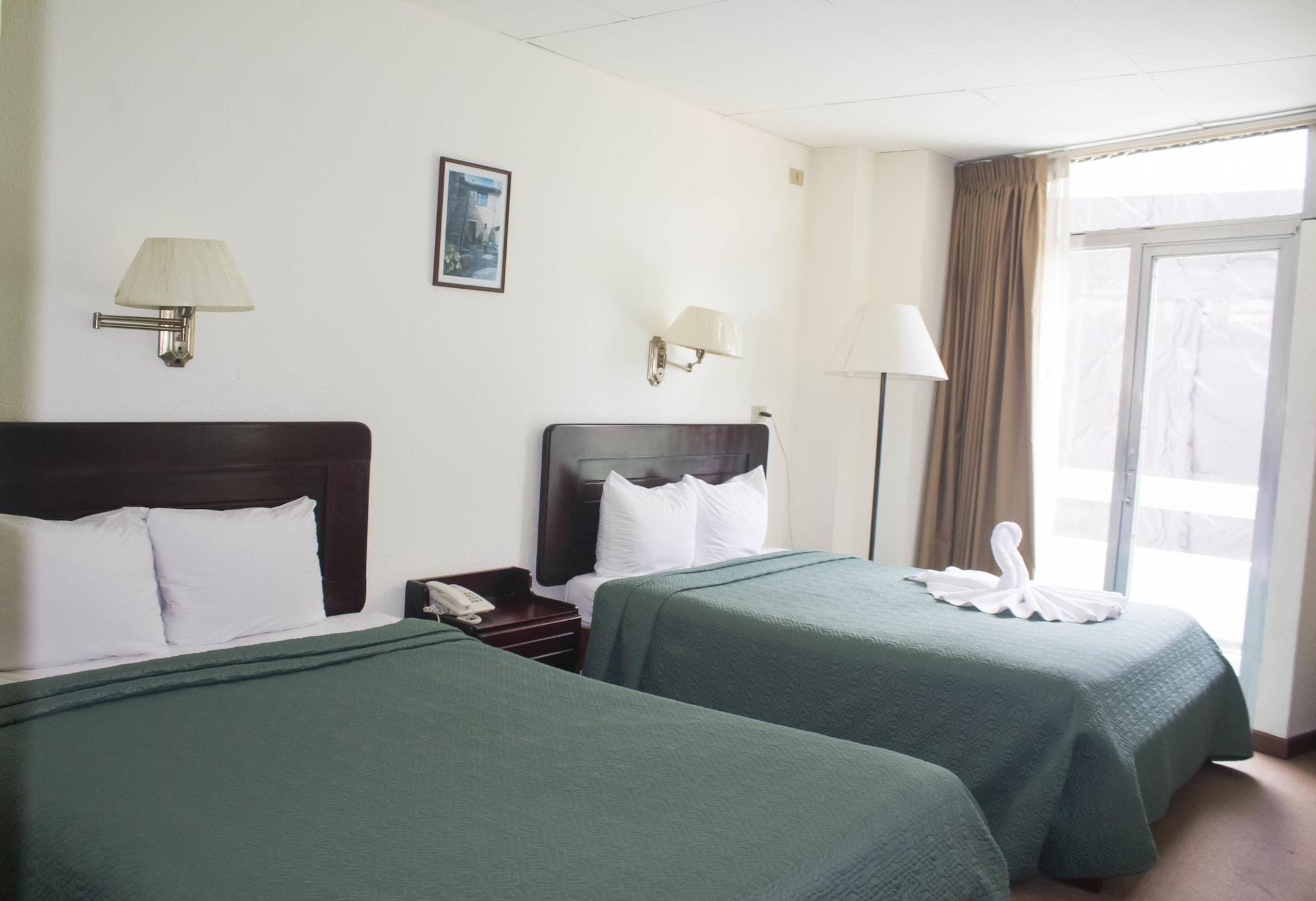 Nuevo Maragato Hotel & Hostel Сан Хосе Екстериор снимка